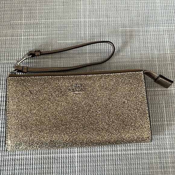 Coach Handbags - COACH gold wristlet